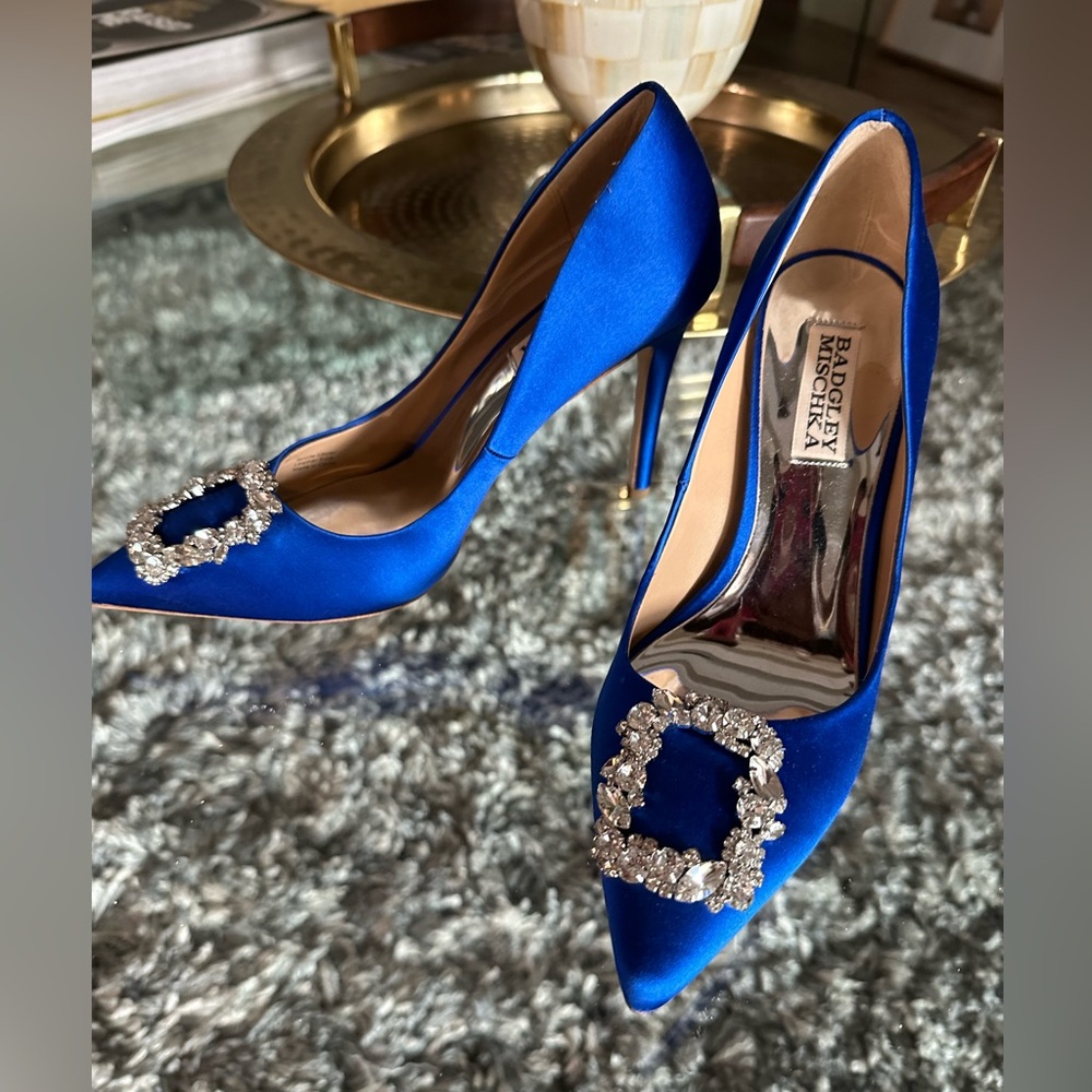 Badgley Mischka Cher Crystal Embellished Pump
